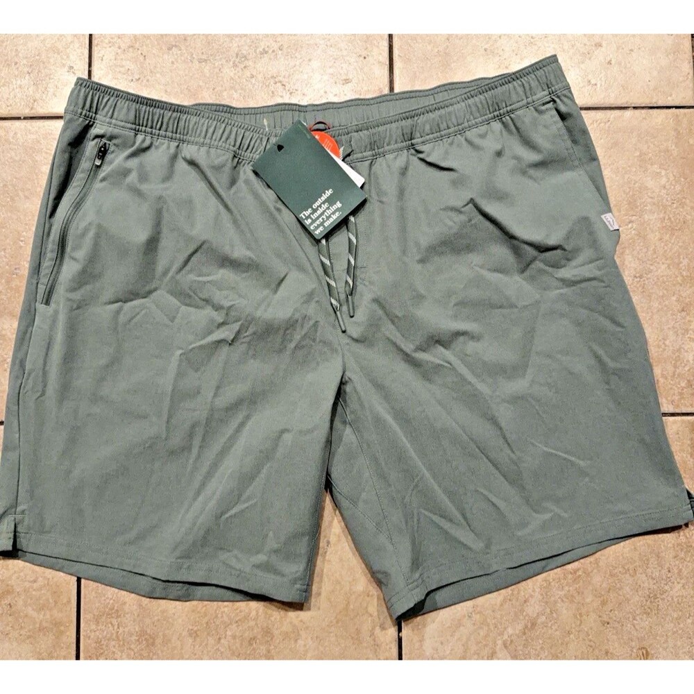 LL Bean Shorts Mens XXL Green Multisport 9" Athletic Stretch Lightweight NEW